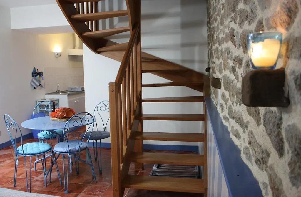 Les Keriaden'S Pleudihen-sur-Rance France